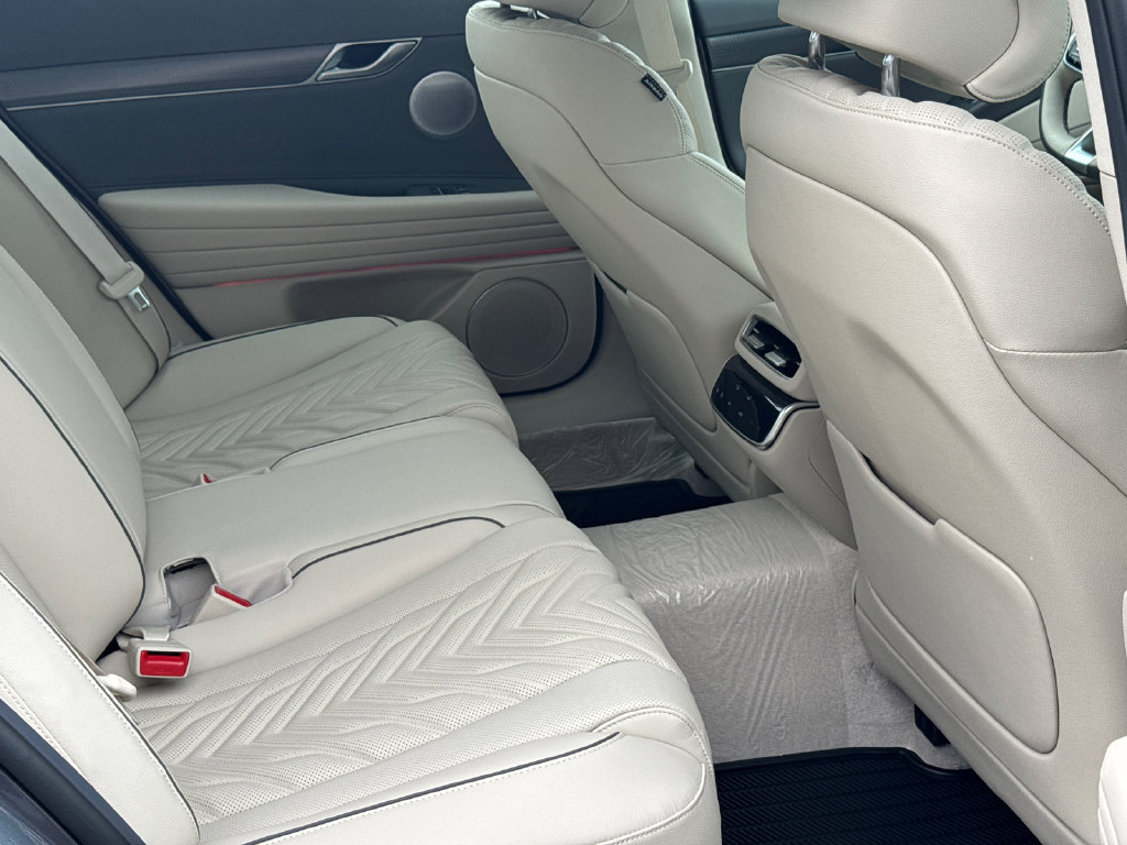 New 2027 Genesis G80 2.5T Sport Prestige AWD/4WD image 15