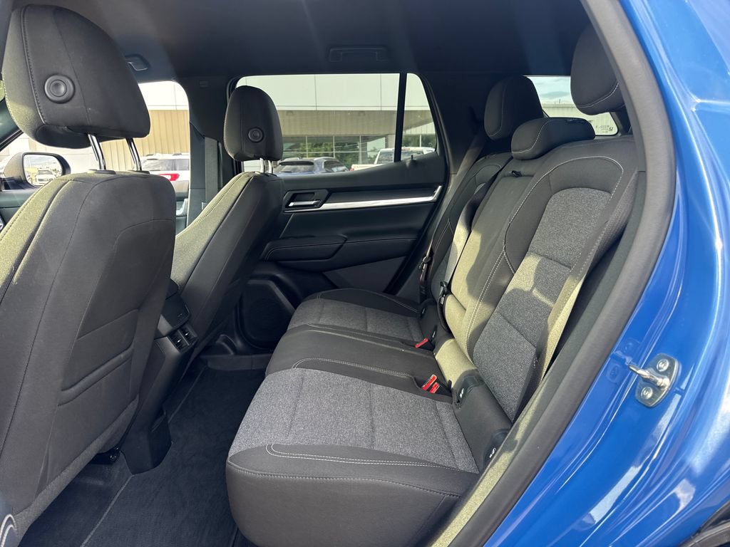 Used 2025 GMC Terrain Elevation w/ Black Edition AWD/4WD image 14