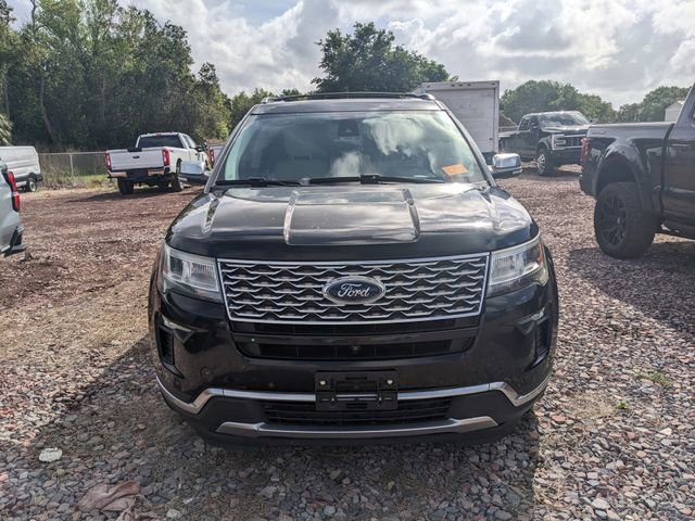 Used 2018 Ford Explorer Platinum image 2