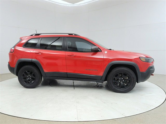 Used 2019 Jeep Cherokee Trailhawk w/ Cold Weather Group image 8