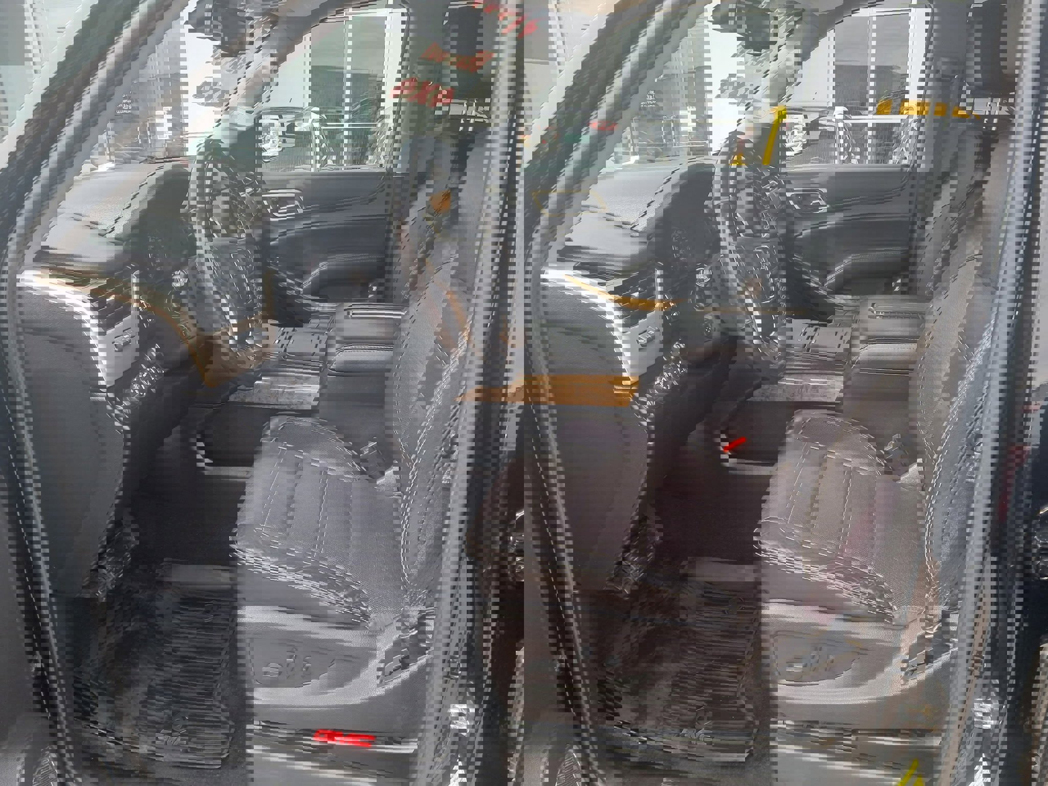 Used 2017 GMC Yukon XL Denali w/ Open Road Package image 6