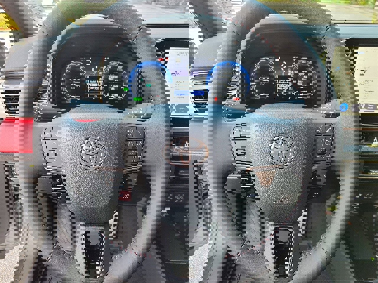 Used 2026 Toyota Camry XSE image 19