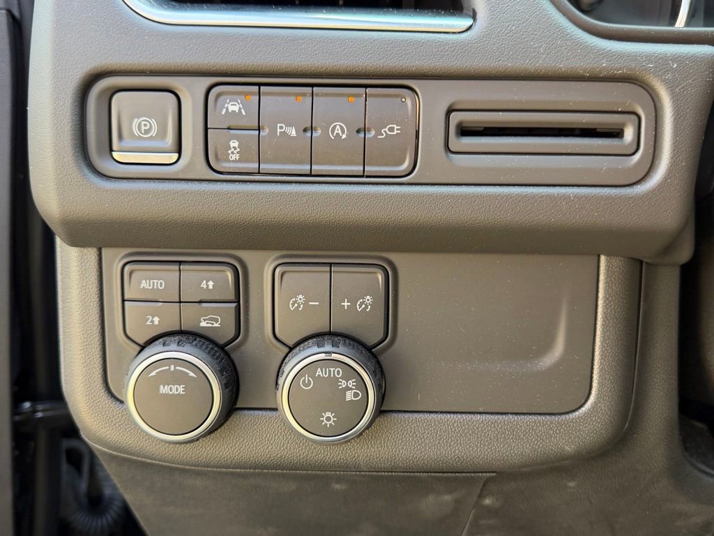 Used 2022 Chevrolet Tahoe LS image 31