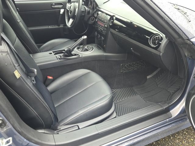 Used 2008 MAZDA MX-5 Miata Grand Touring w/ Premium Pkg image 8