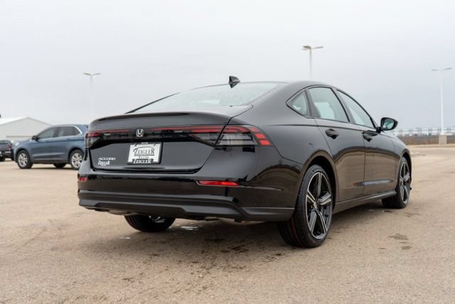 Used 2025 Honda Accord SE image 7