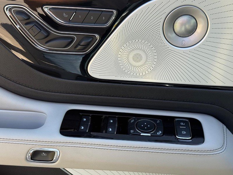 New 2027 Lincoln Aviator Reserve AWD/4WD image 21
