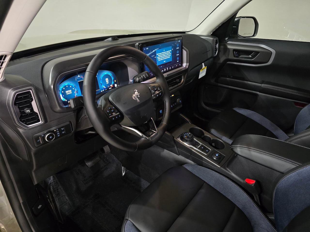 New 2025 Ford Bronco Sport Outer Banks w/ Outer Banks Tech Package+ AWD/4WD image 15
