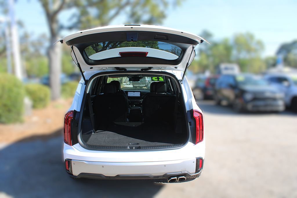 Certified 2023 Kia Telluride S w/ S Sunroof Package image 9