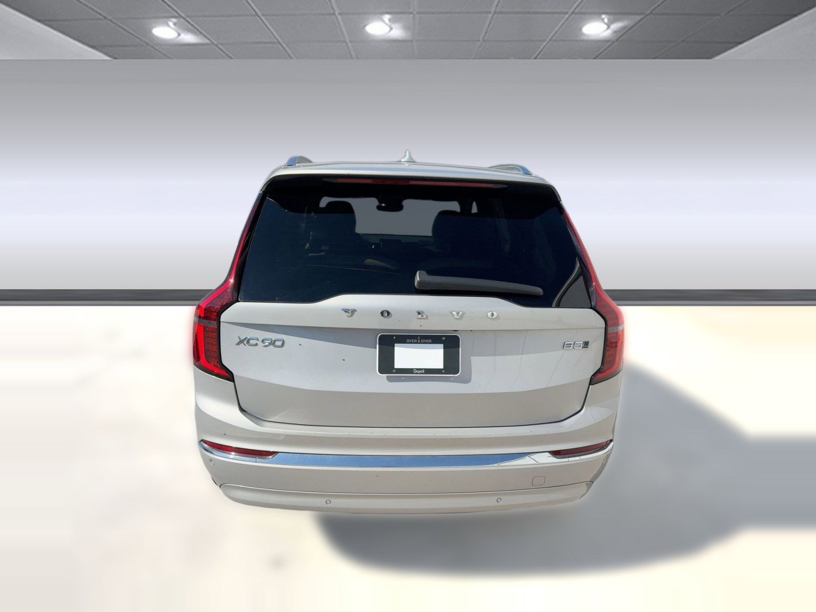 Certified 2025 Volvo XC90 B5 Plus image 10