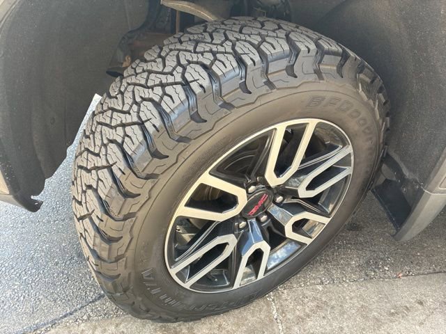 Used 2021 GMC Sierra 1500 AT4 image 44