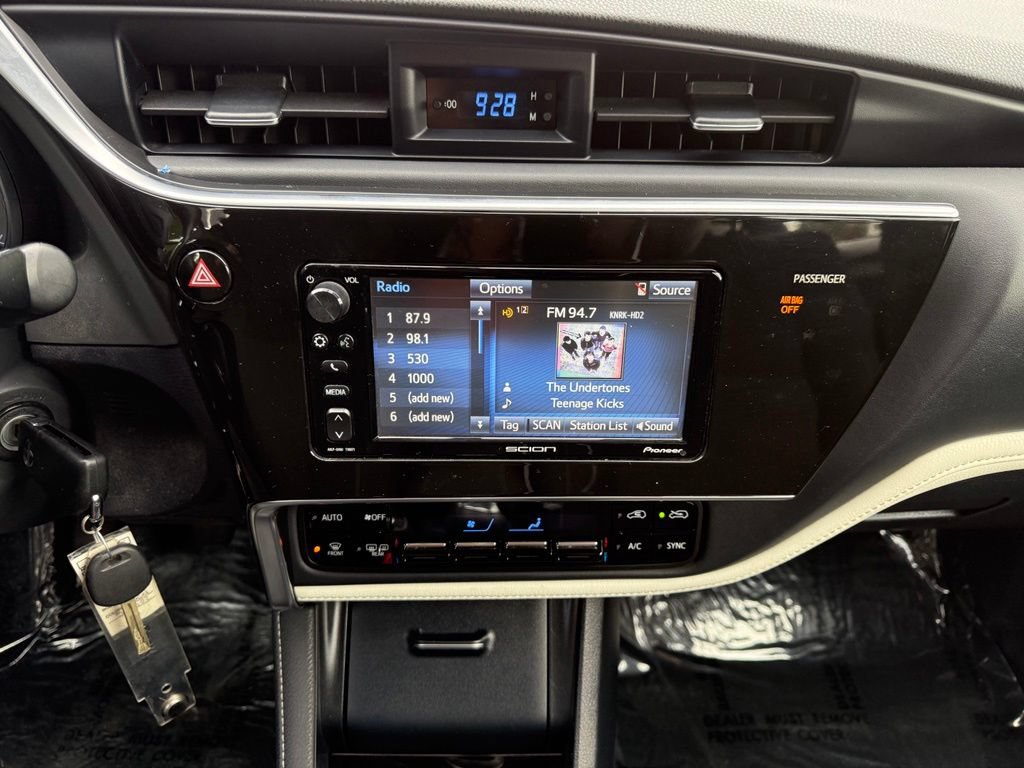 Used 2016 Scion iM FWD image 18