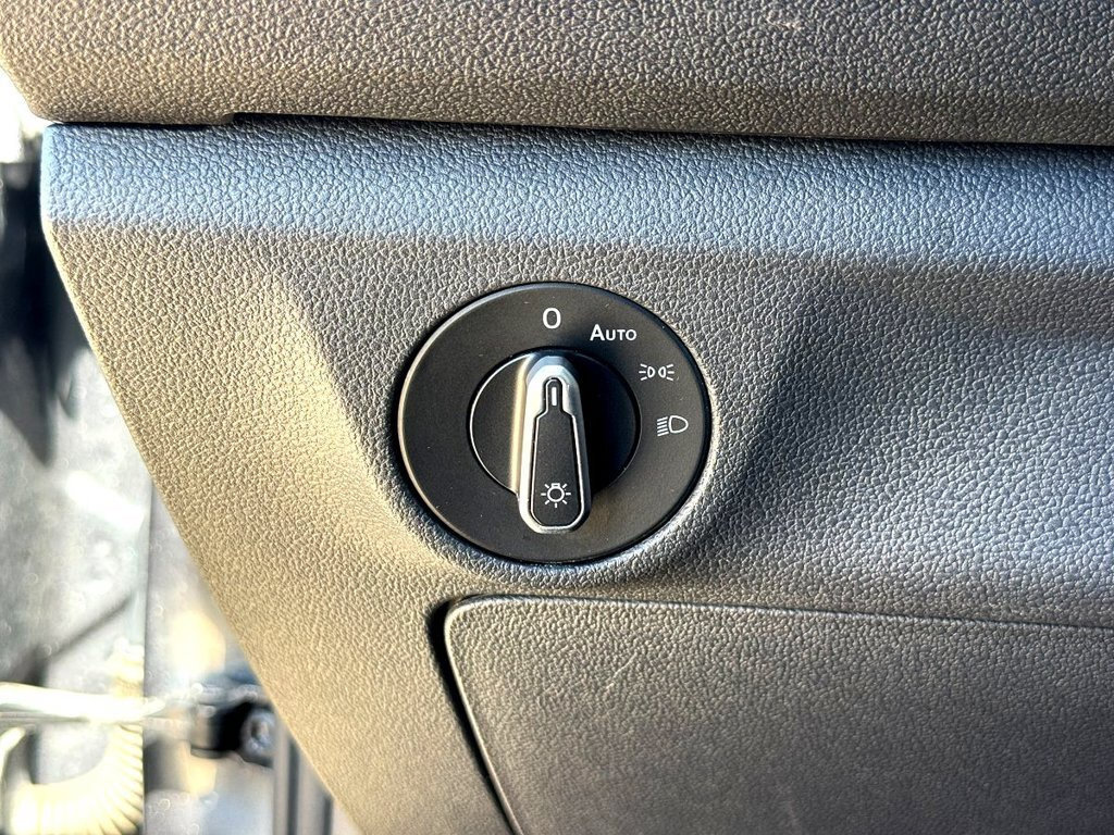 Certified 2024 Volkswagen Jetta S FWD image 17