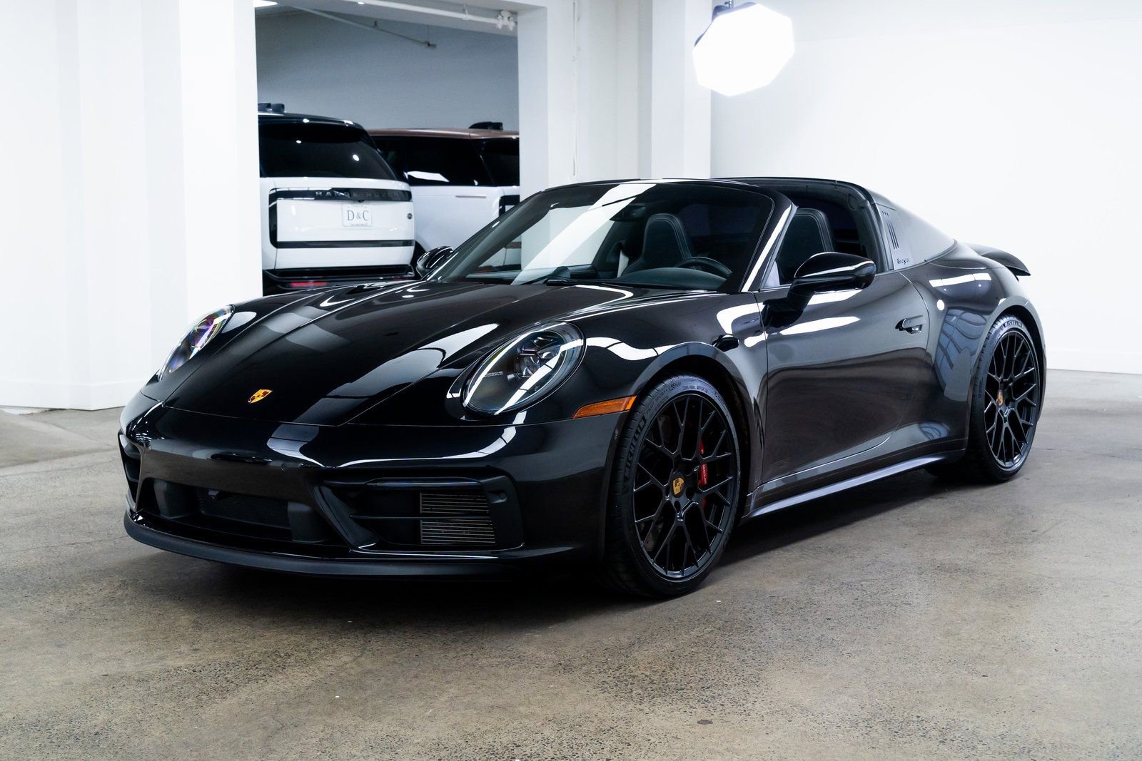 Used 2023 Porsche 911 Targa 4 GTS image 3