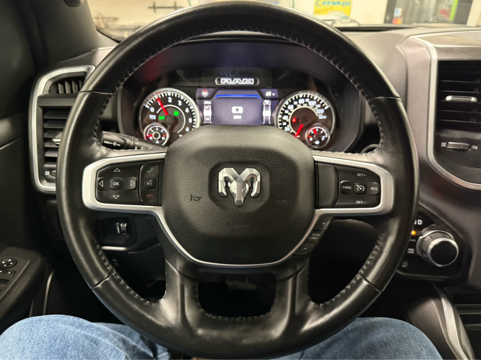 Used 2023 RAM 1500 Big Horn AWD/4WD image 11