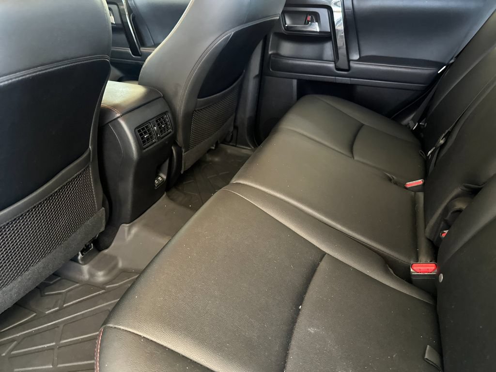 Used 2022 Toyota 4Runner TRD Off-Road Premium AWD/4WD image 11