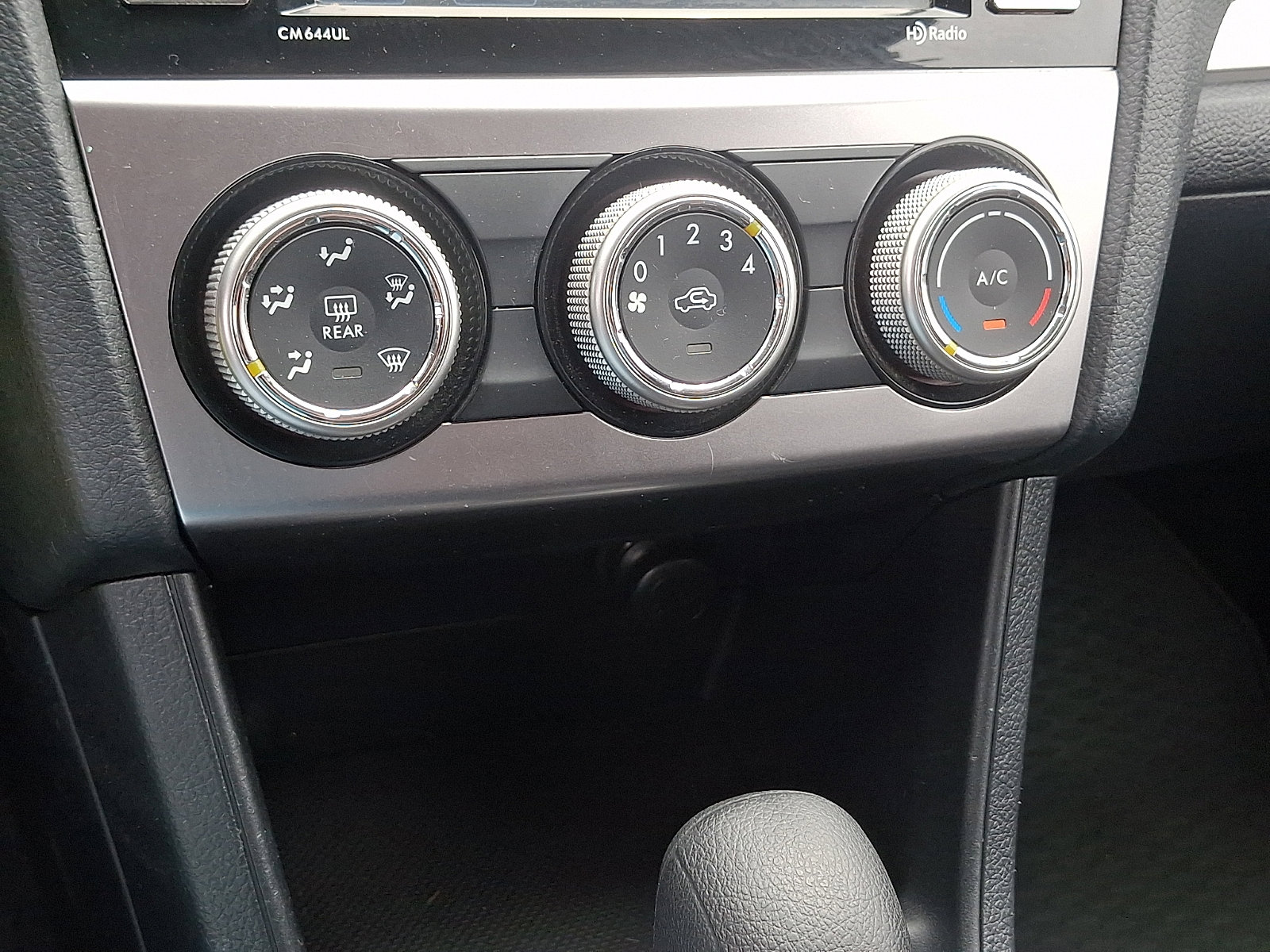 Used 2015 Subaru Crosstrek 2.0i Premium w/ Popular Package #2 image 15