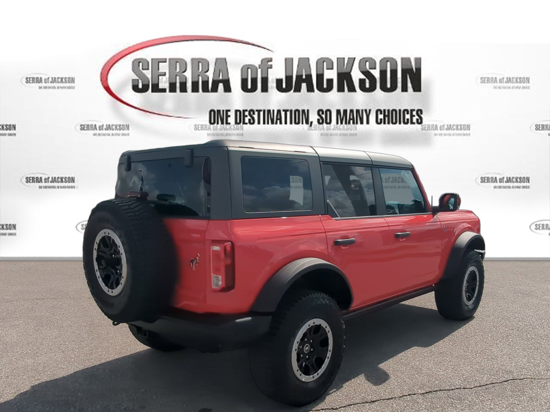 Used 2023 Ford Bronco Black Diamond w/ Sasquatch Package image 9