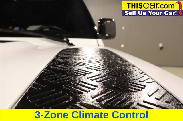 Used 2022 Land Rover Defender 110 image 15