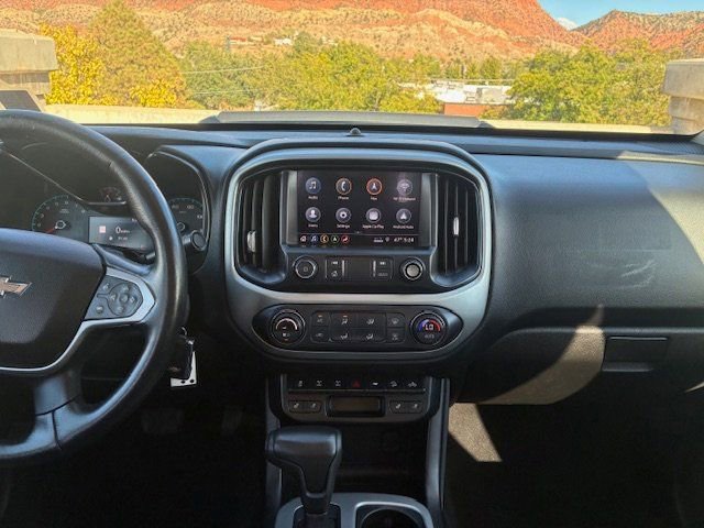 Used 2020 Chevrolet Colorado ZR2 w/ ZR2 Midnight Special Edition image 14