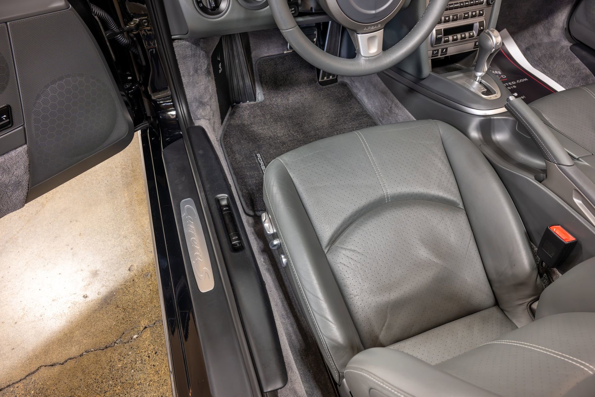 Used 2006 Porsche 911 Carrera S image 34