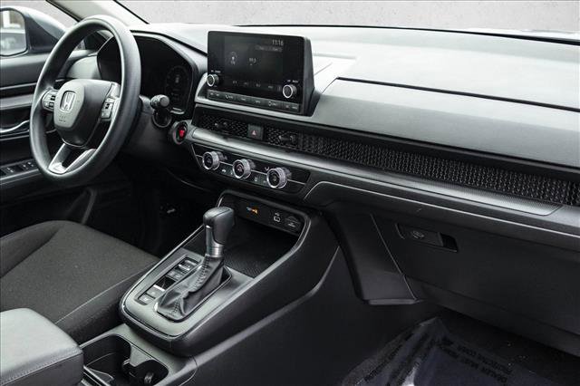 Used 2024 Honda CR-V LX image 27