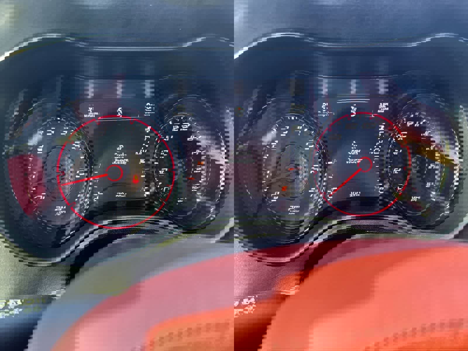 Used 2018 Dodge Charger R/T RWD image 19