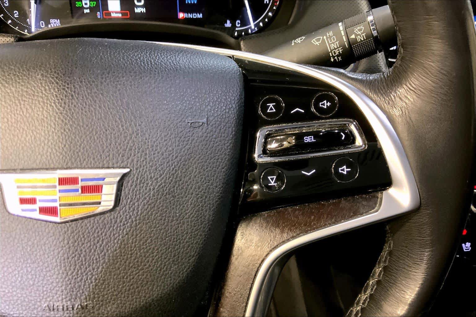 Used 2019 Cadillac XTS Luxury image 25