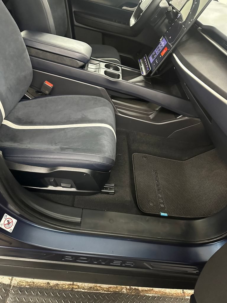 Used 2023 Fisker Ocean One AWD/4WD image 37