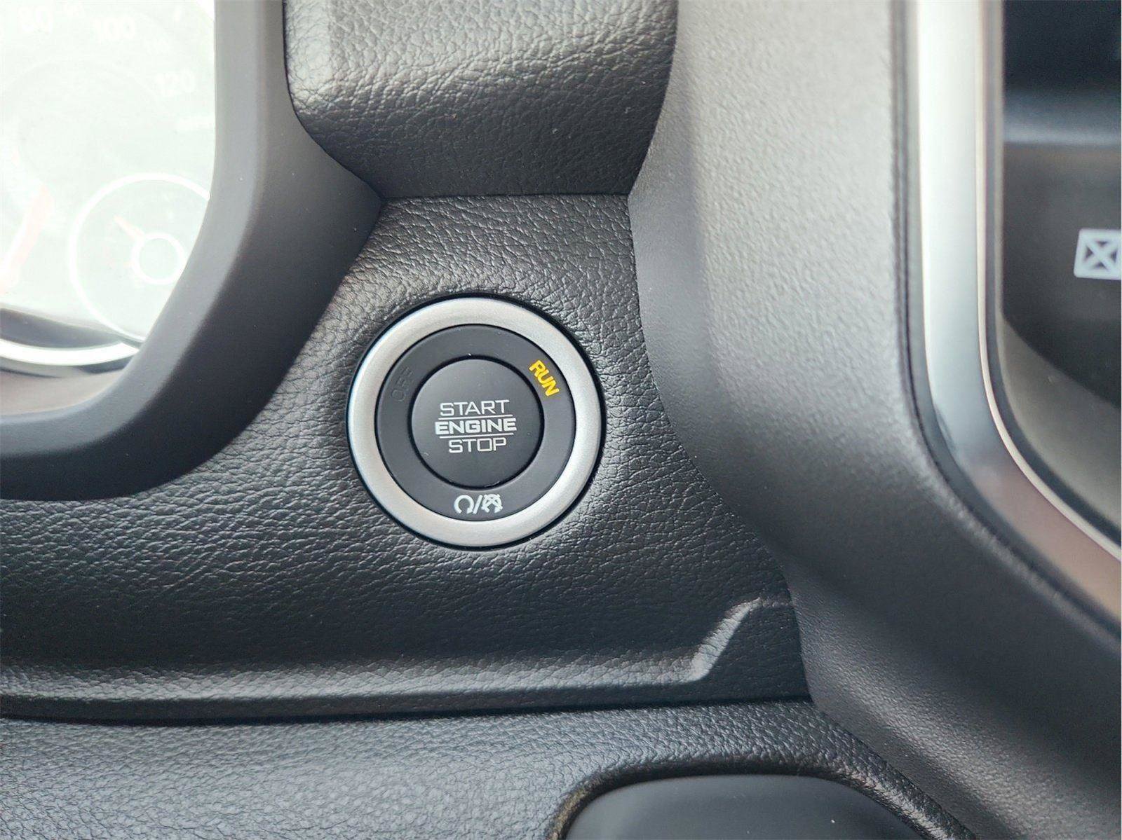 New 2026 RAM 1500 Express AWD/4WD image 17