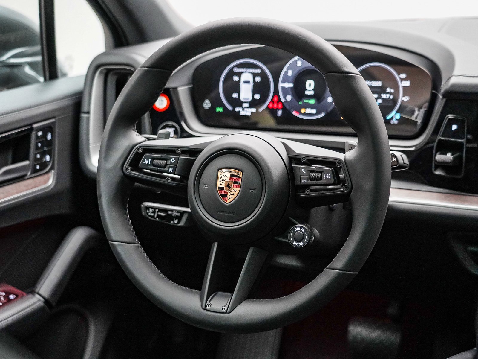 Certified 2025 Porsche Cayenne E-Hybrid image 20