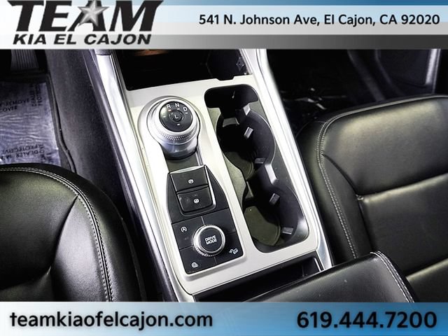 Used 2023 Ford Explorer XLT w/ Equipment Group 202A AWD/4WD image 33