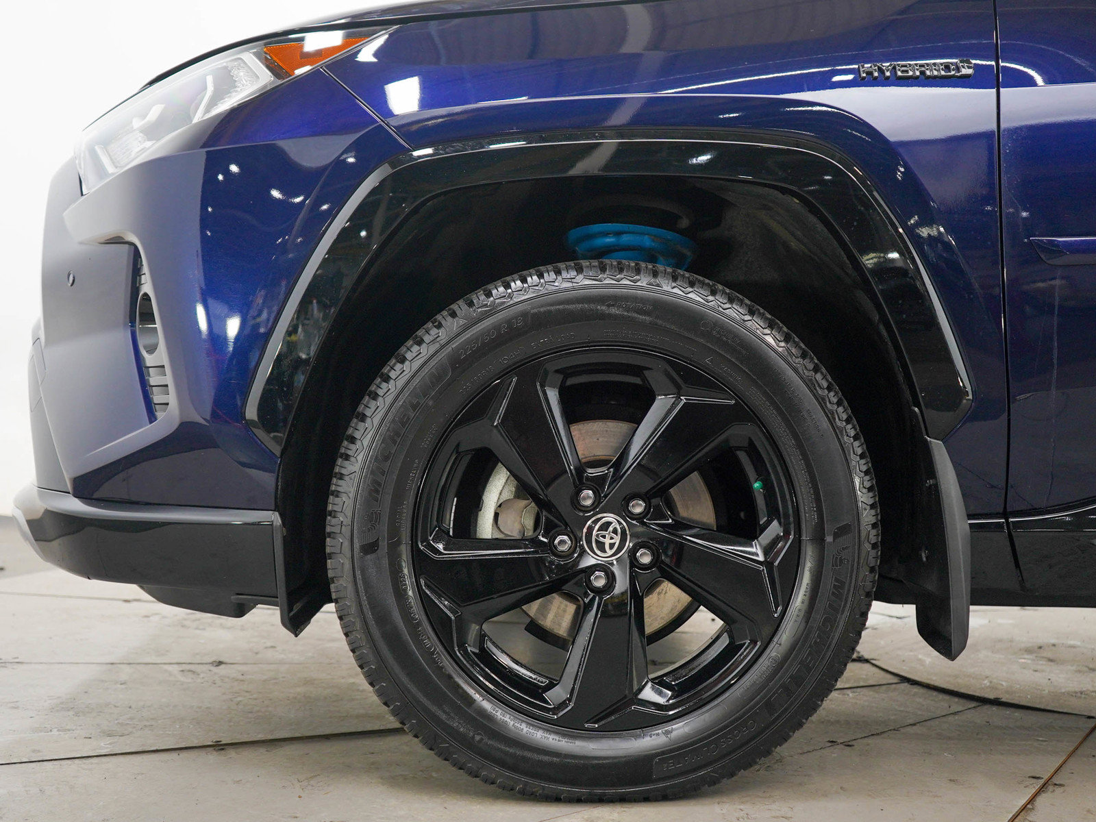 Used 2020 Toyota RAV4 XSE AWD/4WD image 29