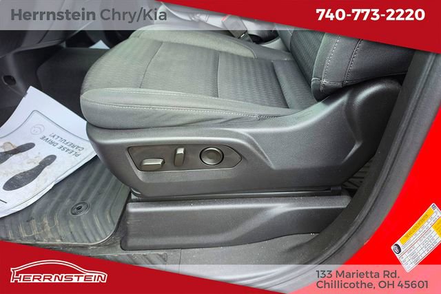 Used 2023 Chevrolet Silverado 1500 Custom w/ Rally Edition AWD/4WD image 16