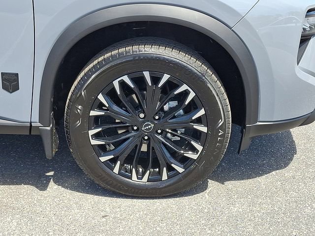 New 2026 Nissan Rogue SV FWD image 8