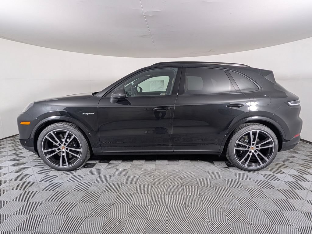 New 2026 Porsche Cayenne S AWD/4WD image 2