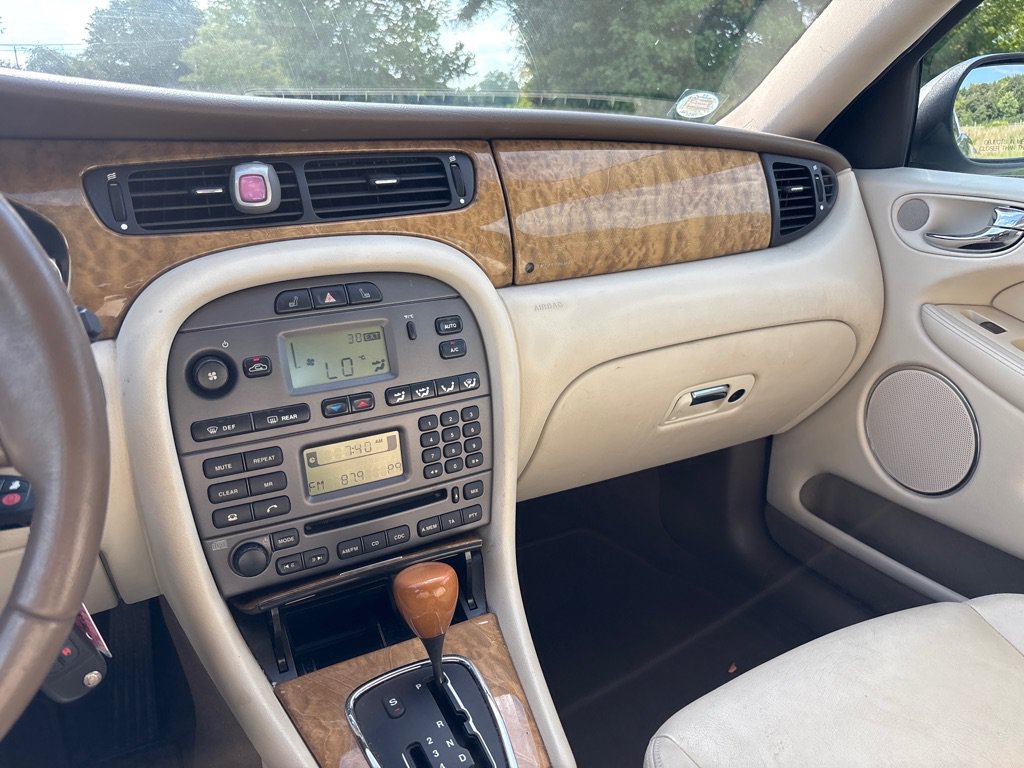 Used 2005 Jaguar X-TYPE 3.0 AWD/4WD image 14