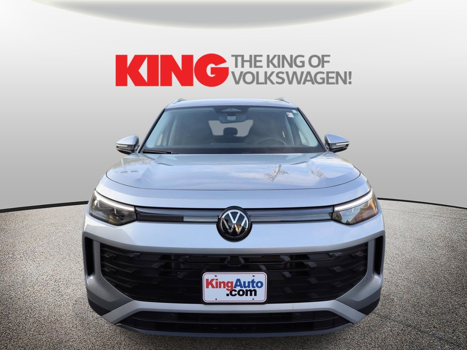 Certified 2025 Volkswagen Tiguan SE AWD/4WD image 9