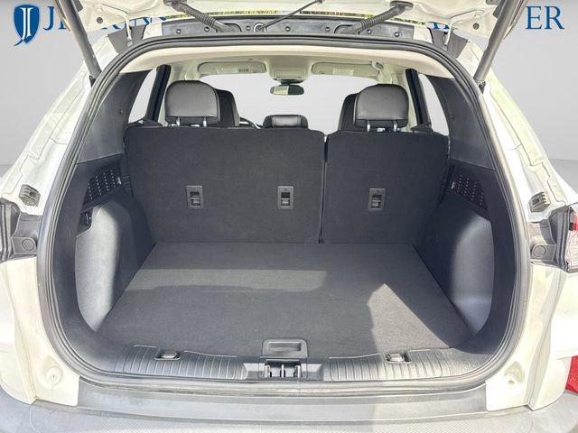 Used 2022 Ford Escape Titanium w/ Titanium Elite Package FWD image 17