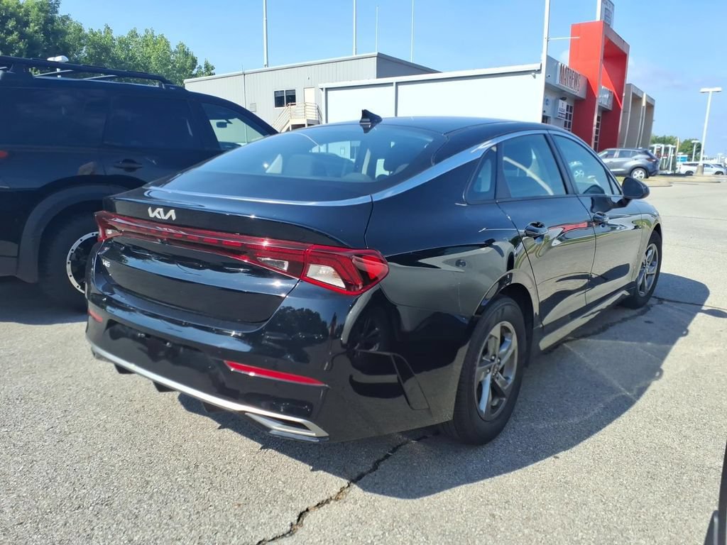 Used 2023 Kia K5 LXS FWD image 2