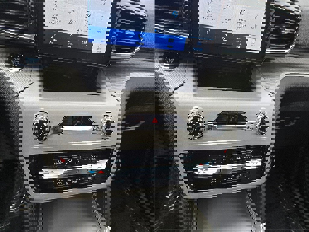 Used 2023 Ford Explorer XLT w/ Equipment Group 202A image 15