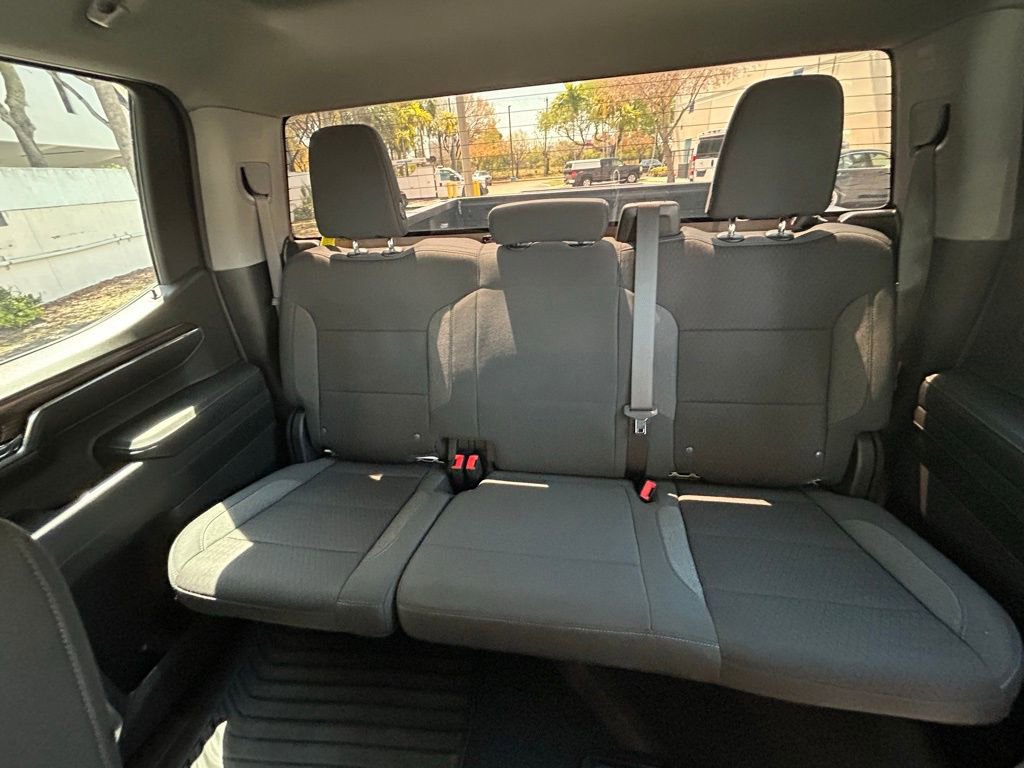 Used 2024 Chevrolet Silverado 1500 LT Trail Boss image 13