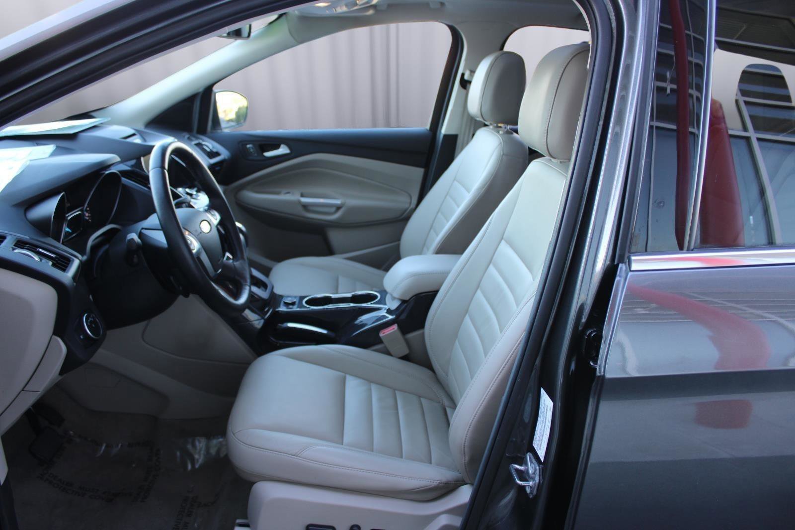 Used 2015 Ford Escape Titanium w/ Equipment Group 301A image 33