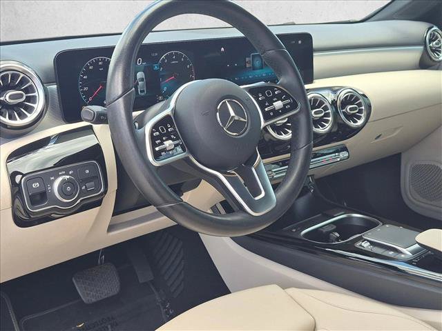 Used 2021 Mercedes-Benz A 220 image 10