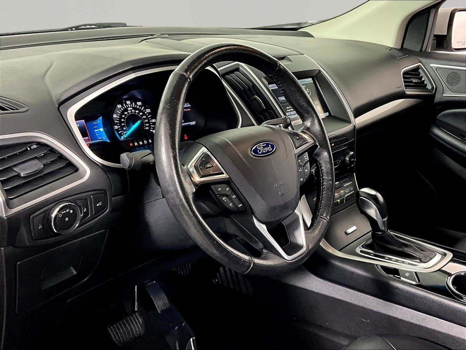 Used 2015 Ford Edge SEL w/ Equipment Group 201A AWD/4WD image 16