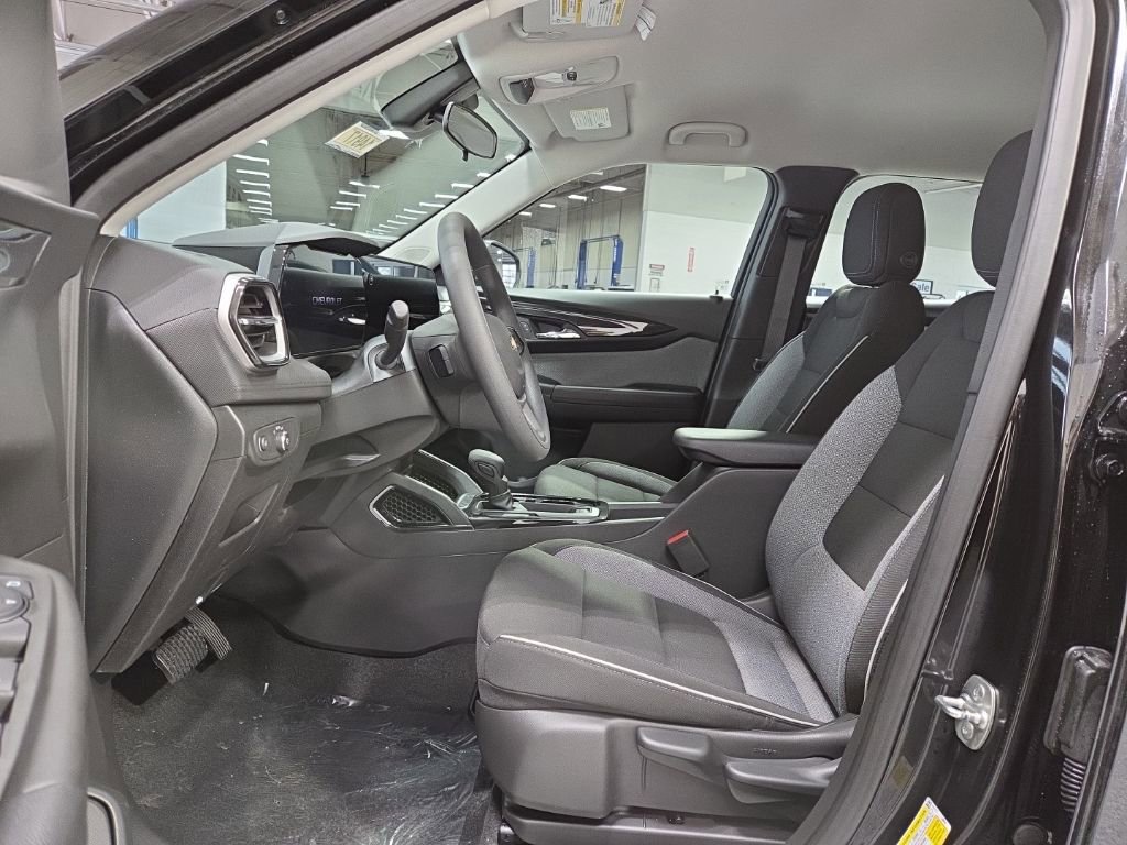 New 2026 Chevrolet TrailBlazer LS image 9