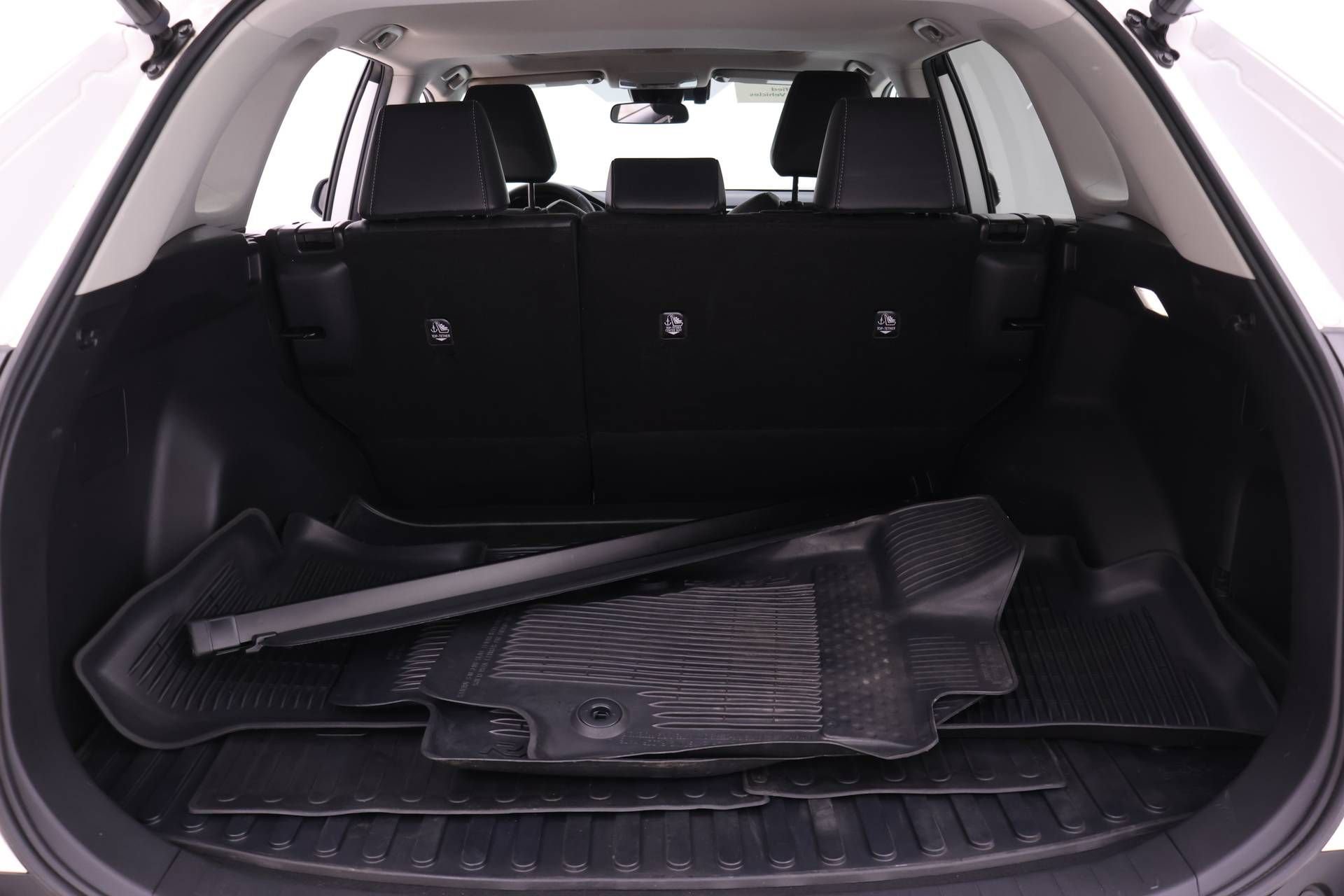 Certified 2022 Toyota RAV4 XLE Premium image 13