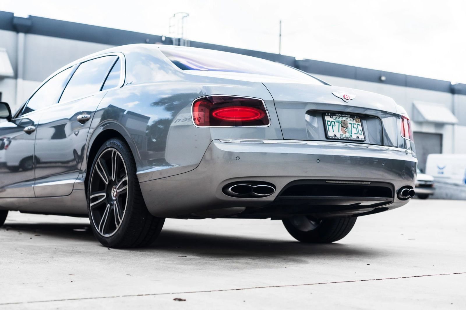 Used 2017 Bentley Flying Spur S V8 image 14