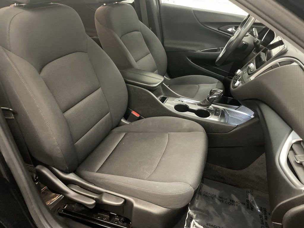Used 2022 Chevrolet Malibu LT image 20
