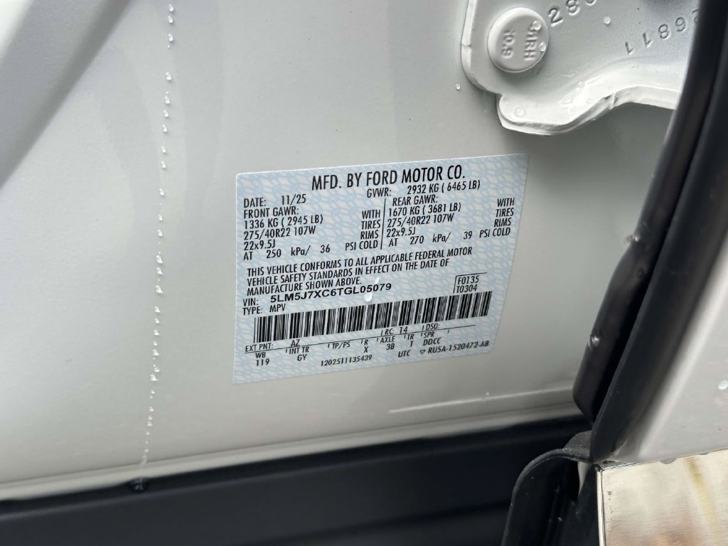 Used 2026 Lincoln Aviator Reserve AWD/4WD image 37