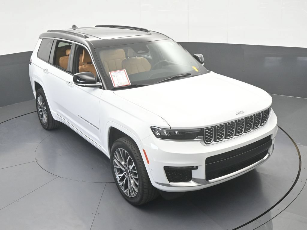 Used 2024 Jeep Grand Wagoneer L Series III w/ Quick Order Packagew 28T AWD/4WD image 59